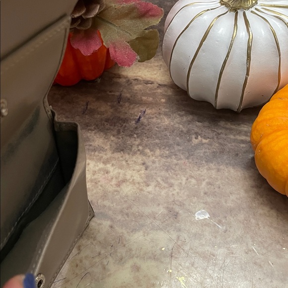 Fendi Taupe Leather Key & Card Holder - Picture 6 of 6